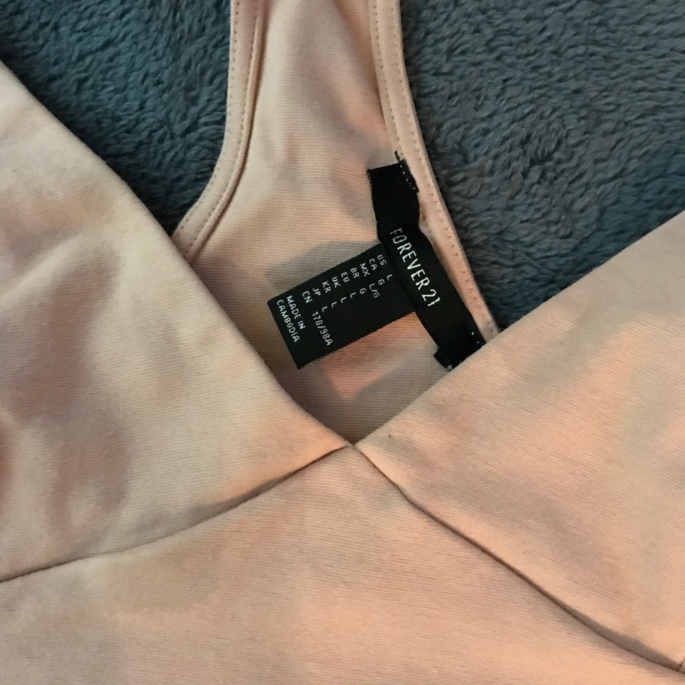 Crop Top - Picture 2 of 3